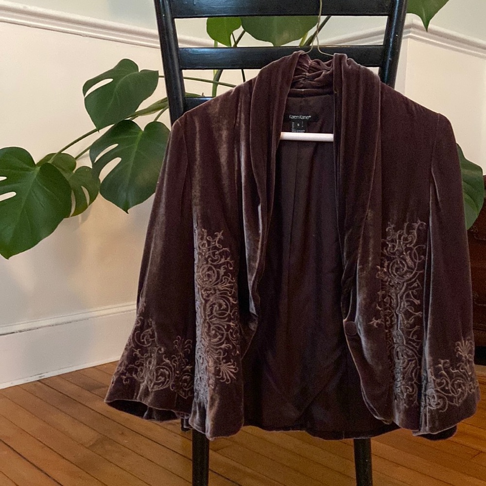 Karen Kane velvet embossed blazer